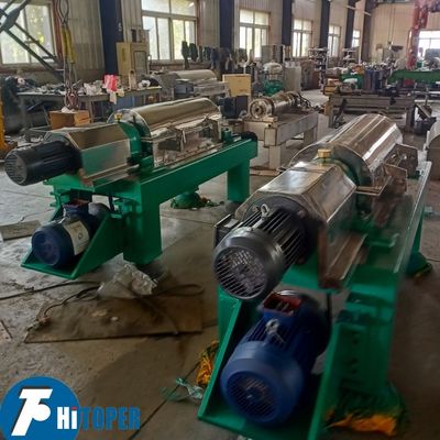 ดับเบิ้ล มอเตอร์ความถี่แปลงขับเคลื่อนอุตสาหกรรม decanter centrifuge ของ sludge dewatering